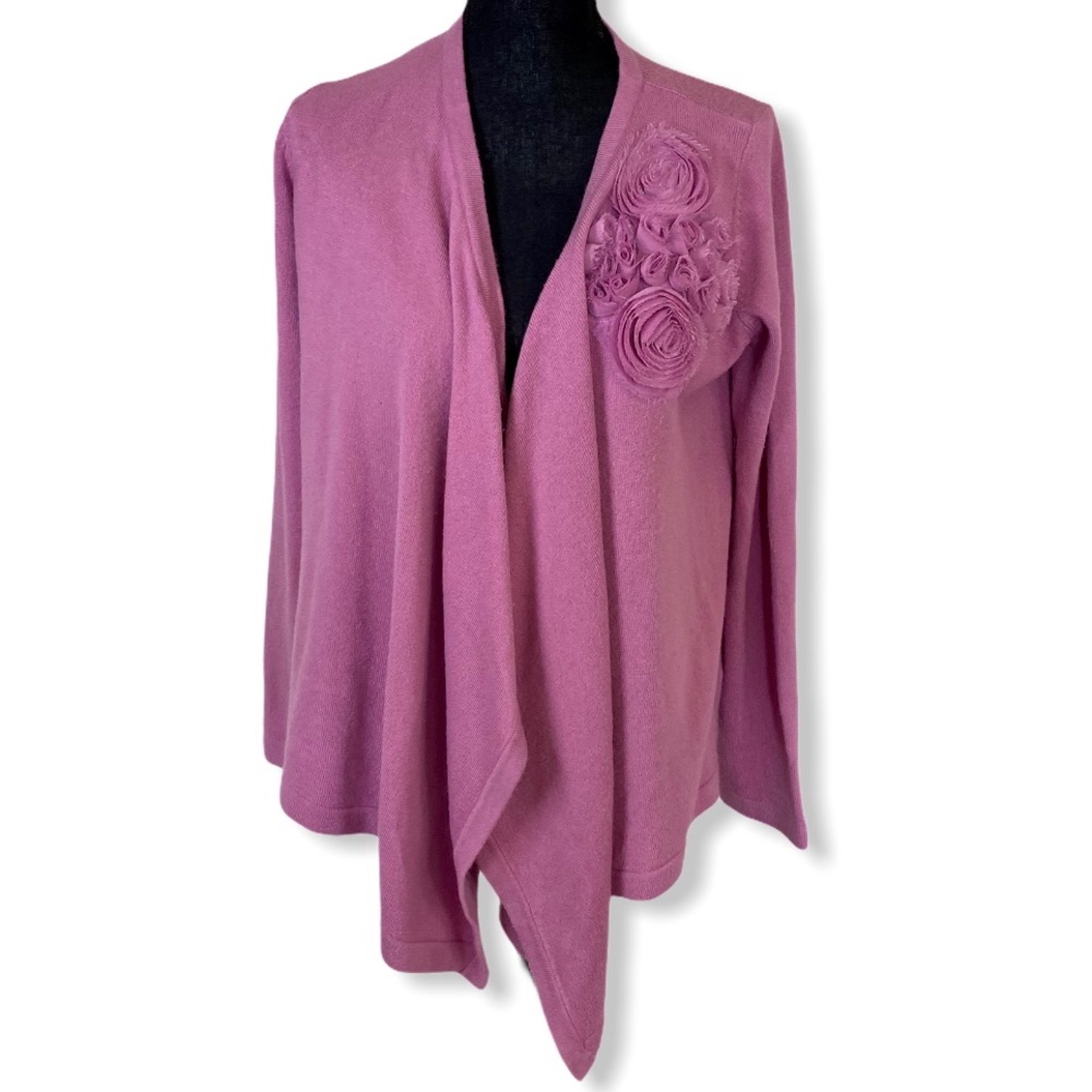 MERCER STREET STUDIO romantic roses shrug